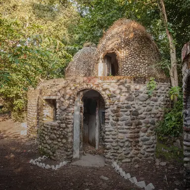 Ashrams & Yoga Centers